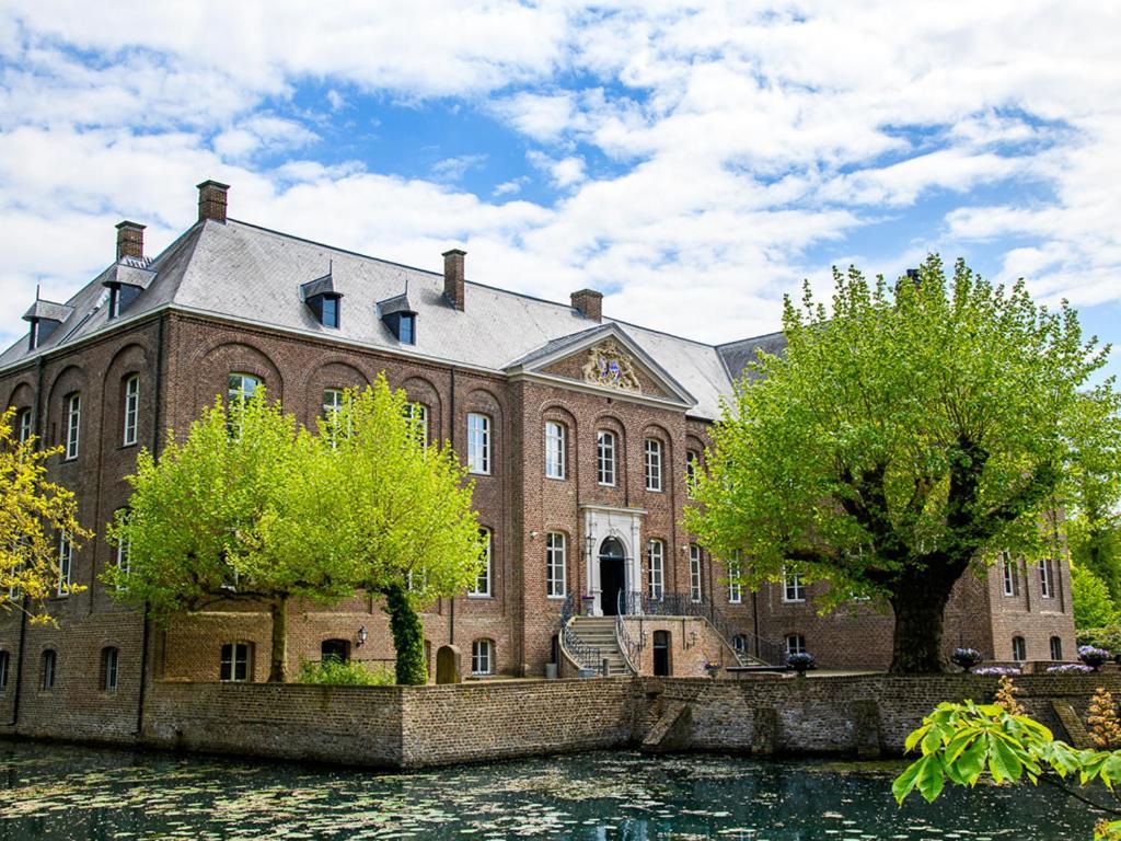 Hotel De Maasparel อาร์เซิน ภายนอก รูปภาพ